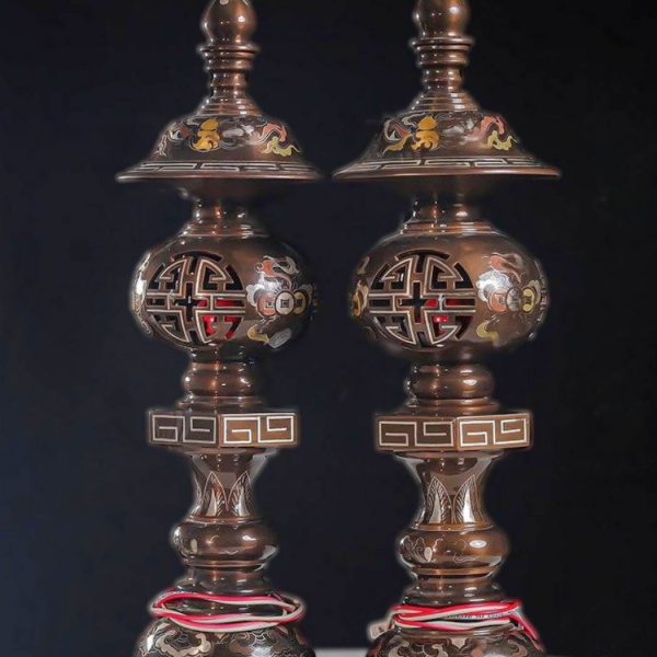 Đèn thờ bằng Đồng